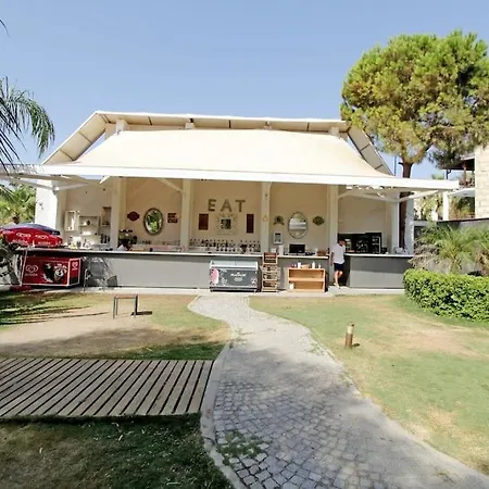 Sea Front With Sandy Private Jetty 博德鲁姆